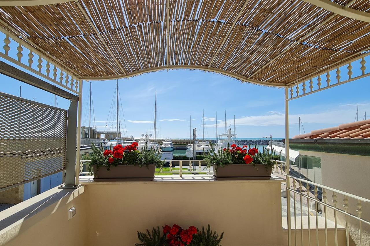 Residence Villa Livia Сан-Вінченцо Екстер'єр фото