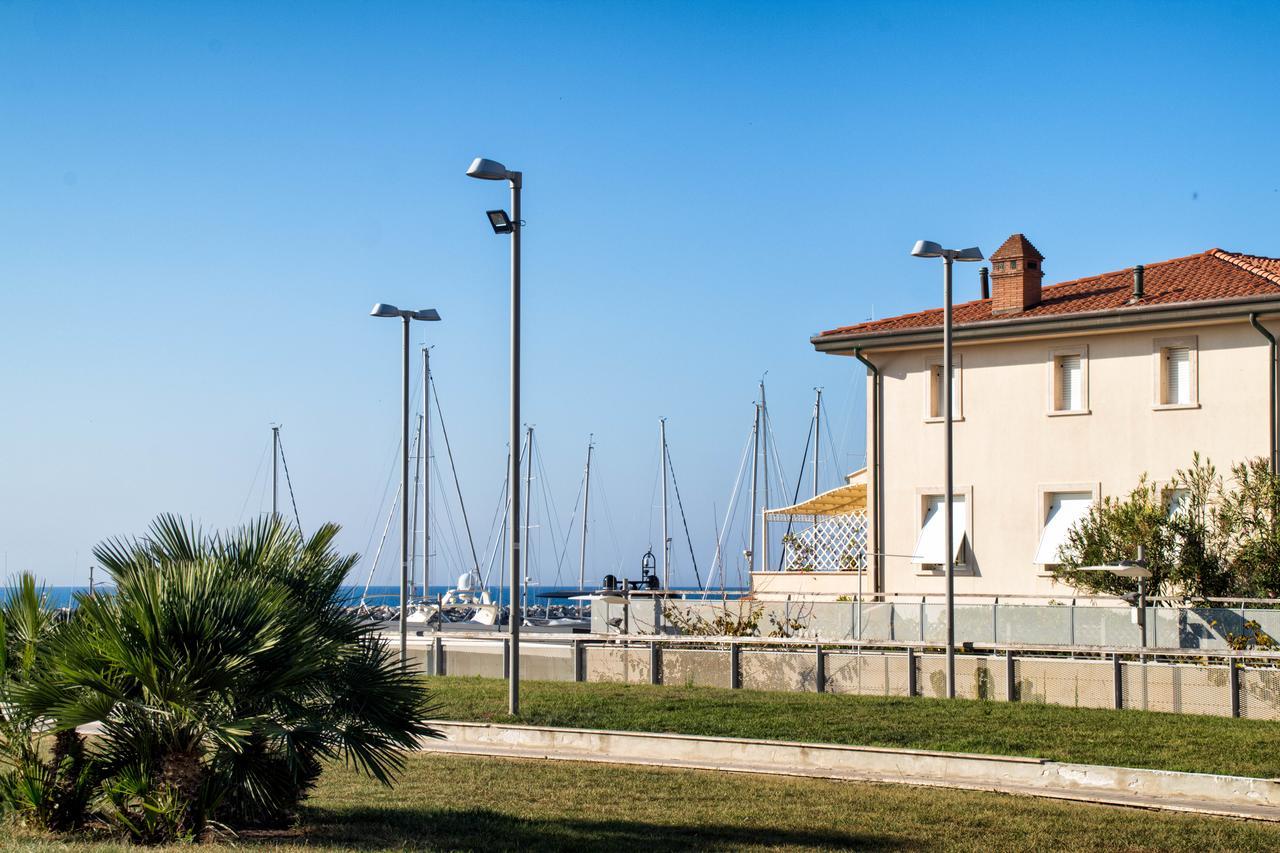 Residence Villa Livia Сан-Вінченцо Екстер'єр фото